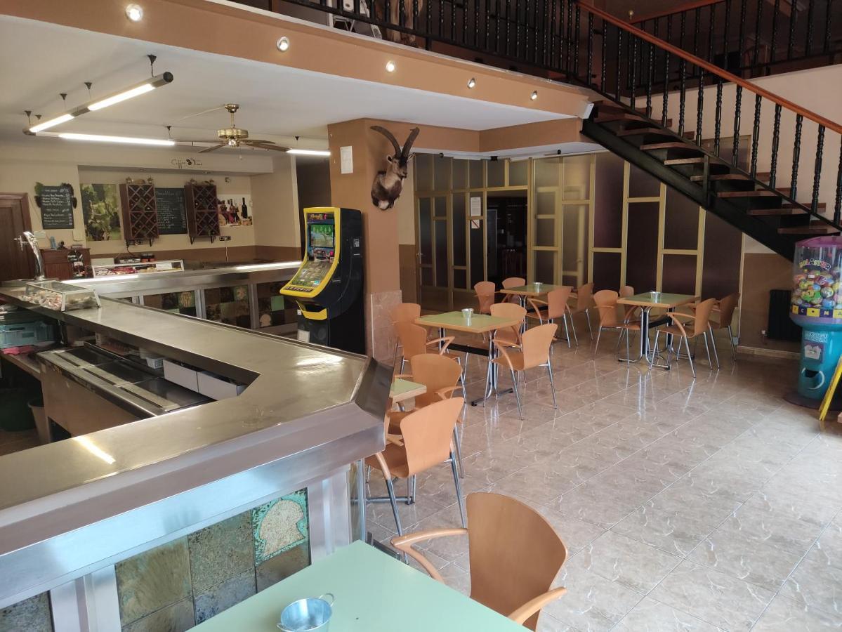 Hotel Penagrande Cangas De Narcea Bagian luar foto